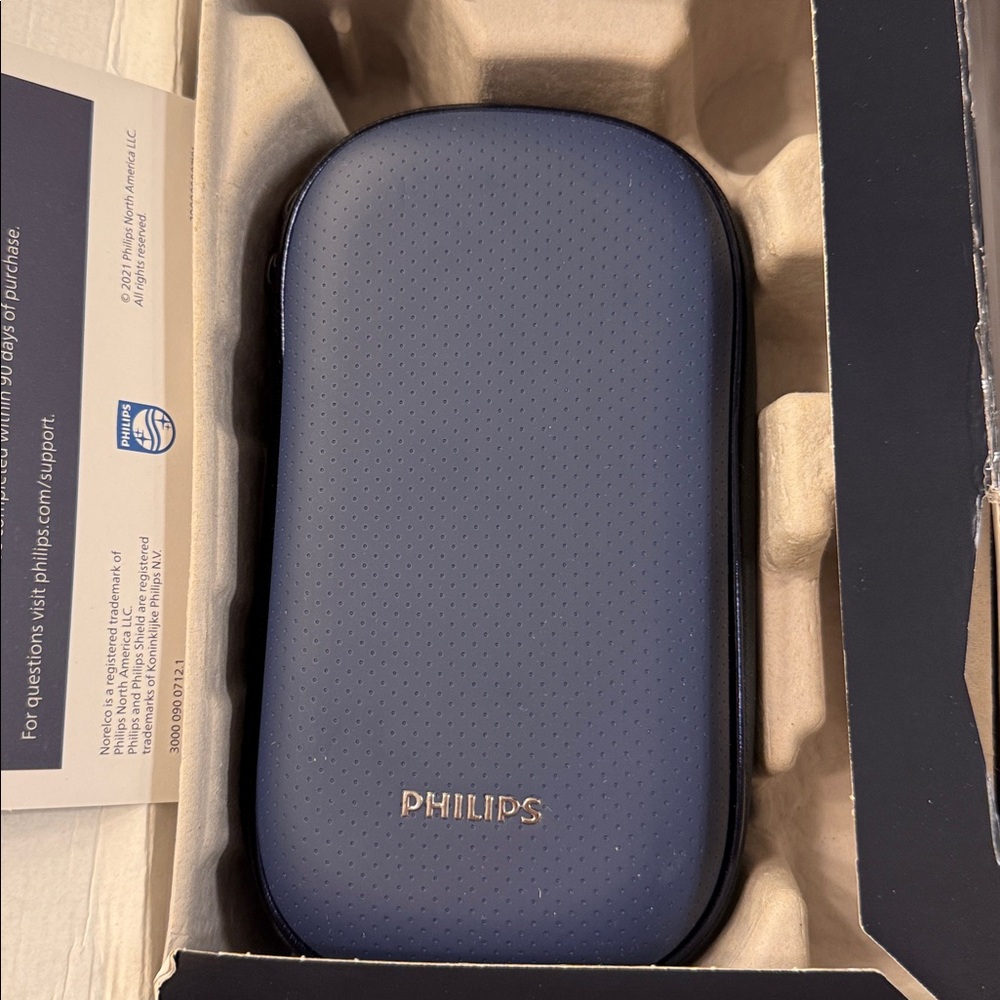Men’s Philips Norelco S9000 Prestige Shaver - Picture 4 of 16